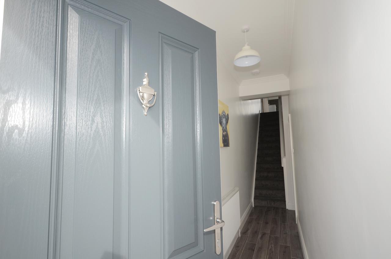 Holiday home Boutique House- Spacious & Stylish With Free Parking