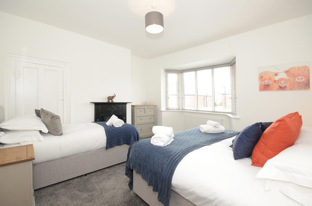 Boutique House- Spacious & Stylish With Free Parking *