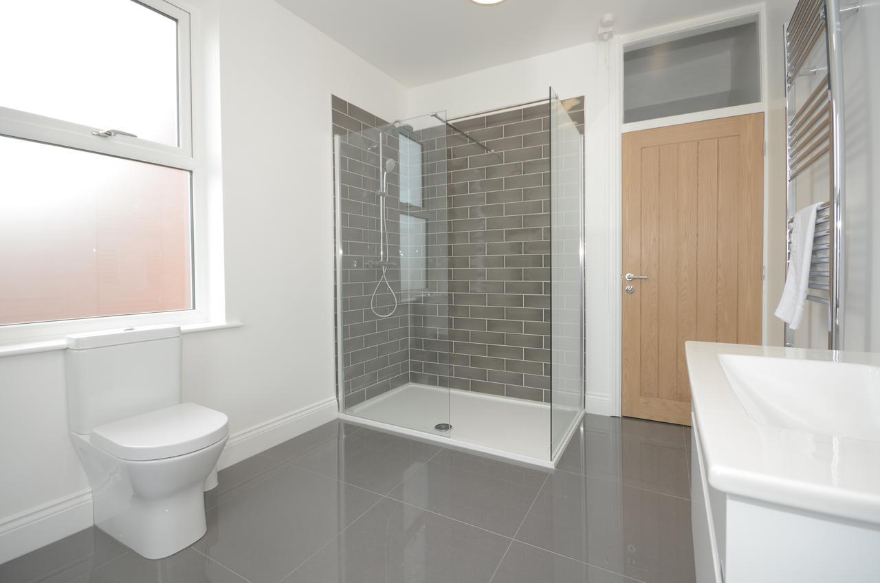 Holiday home Boutique House- Spacious & Stylish With Free Parking