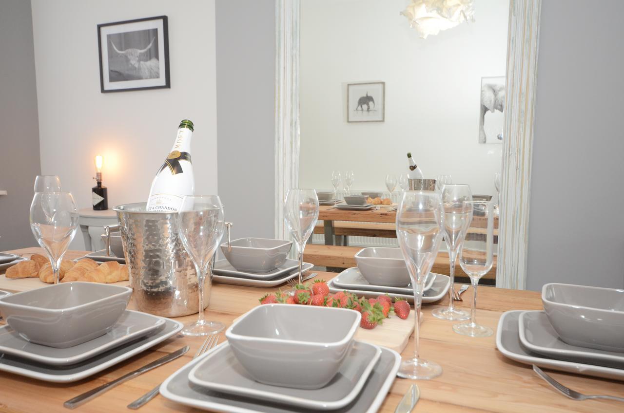 Holiday home Boutique House- Spacious & Stylish With Free Parking