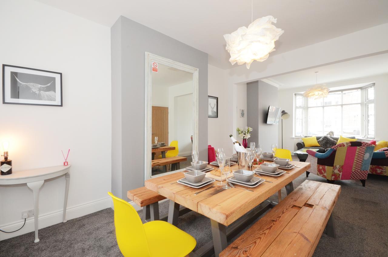 Boutique House- Spacious & Stylish With Free Parking *